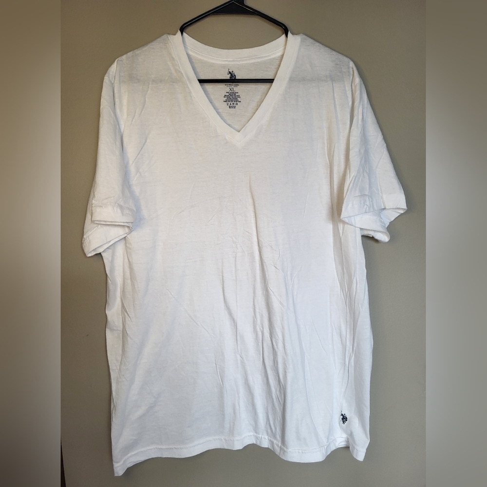 U.S. Polo Assn. White V-Neck Men's Tee,   Size XL